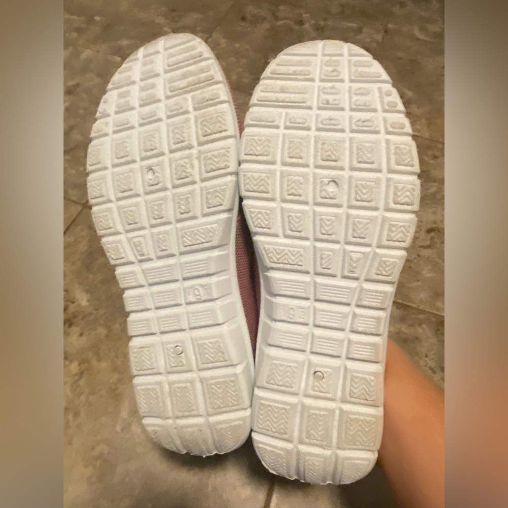 Women’s Slip-On Fashion Sneakers, 9 - Picture 4 of 4